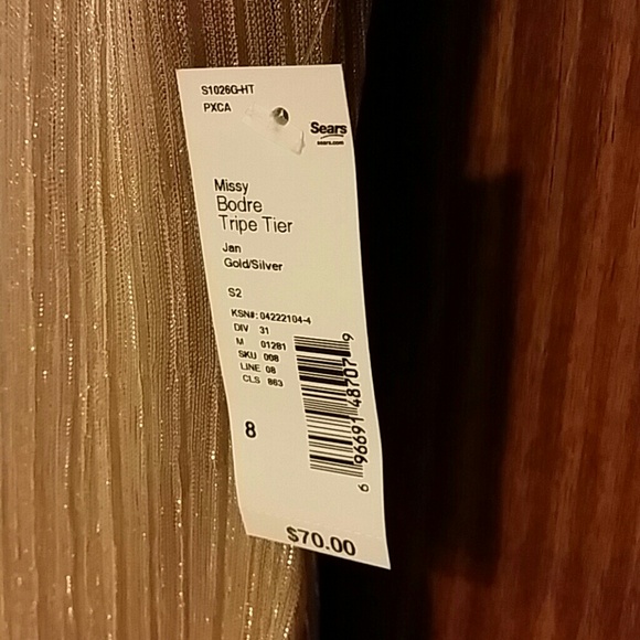 Fabulous dress. Size 8. - Picture 3 of 4