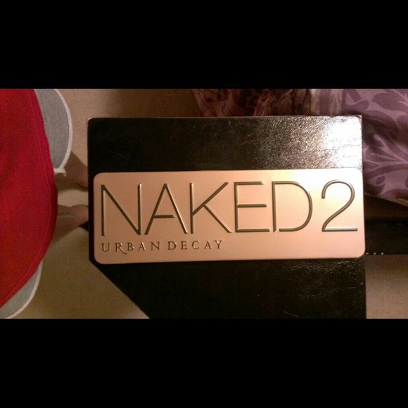 SOLD-Urban Decay Naked 2