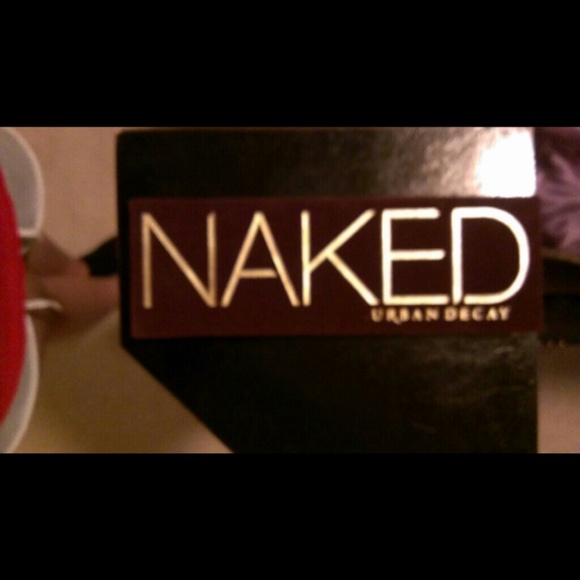 SOLD-Urban decay naked palette