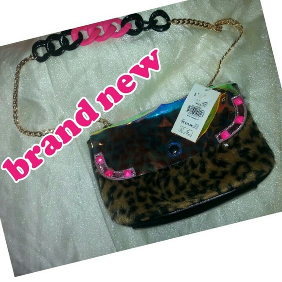@pookienboss Nicki Minaj glam bag.. BNWT