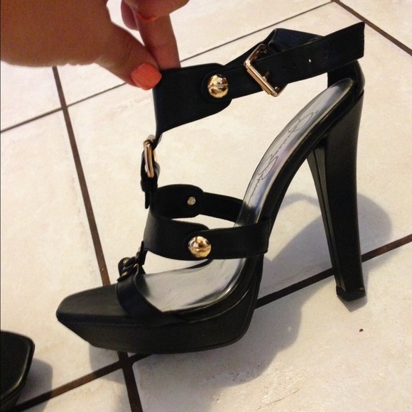 Jessica Simpson heels