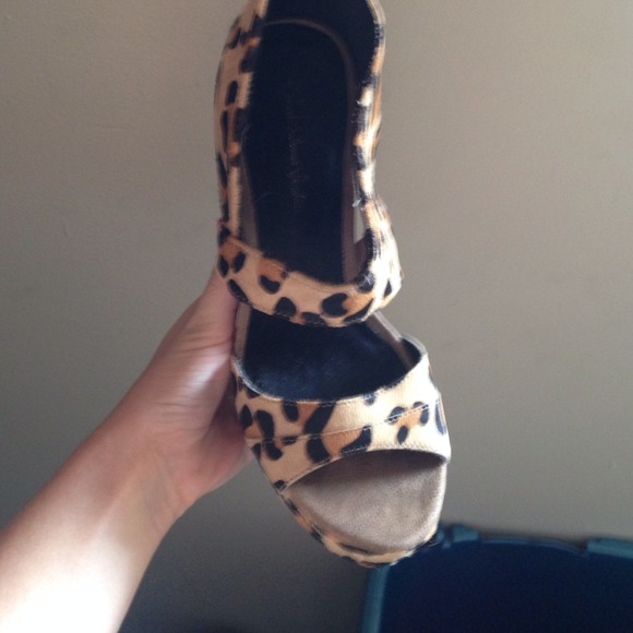 Michael Antonio Cheetah wedges - Picture 2 of 4