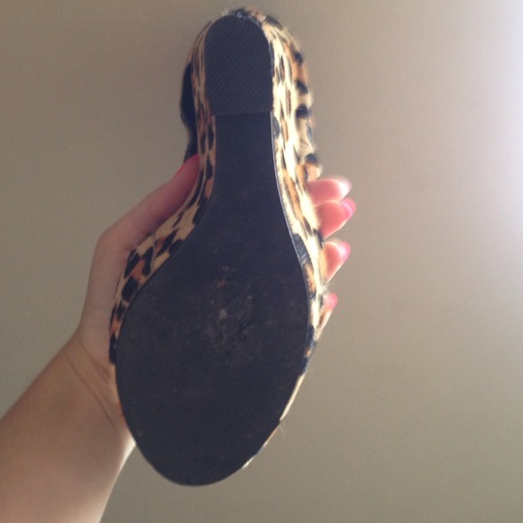 Michael Antonio Cheetah wedges - Picture 3 of 4