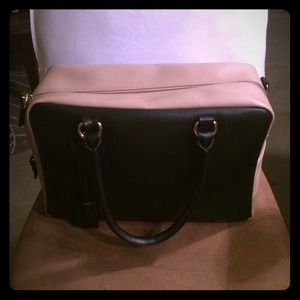 Gianni Notaro handbag.