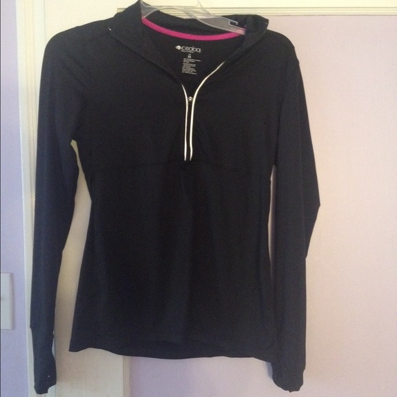 Active Wear 3/4 Zip