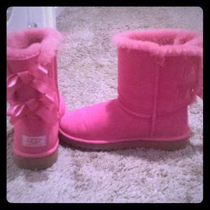 Pink bailey bow uggs