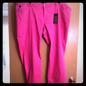 Pink Torrid size 24 skinny jeans