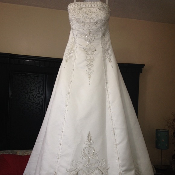 Wedding dress size 4