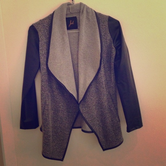 Jack by BB Dakota Outerwear - Jack jacket with faux leather sleeves Xs