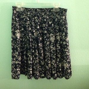 Brady flowey skirt