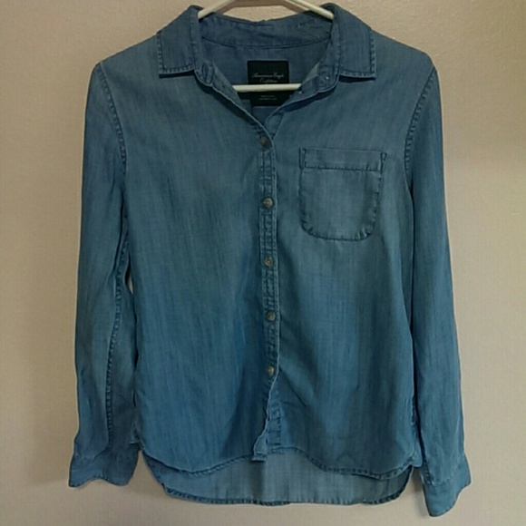 AE chambray denim button up shirt.