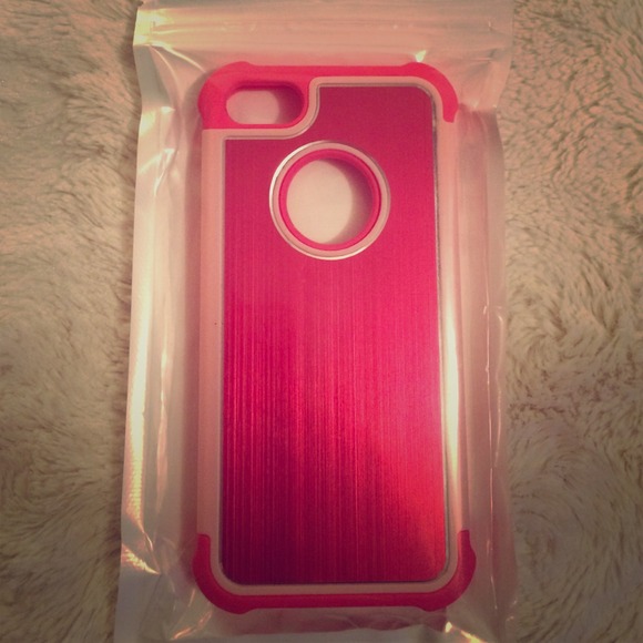 Brand new pink iPhone 5s case