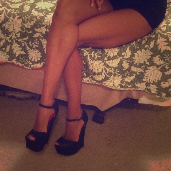 NEW bebe sexy open toe wedge heels