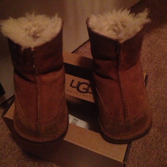 Baby UGG
