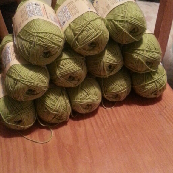 @Stolson64 yarn lot trade