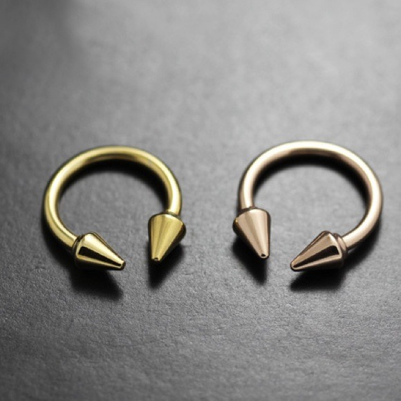 Double Nail ring - Picture 4 of 4