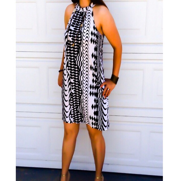 NEW black and white tunic dress