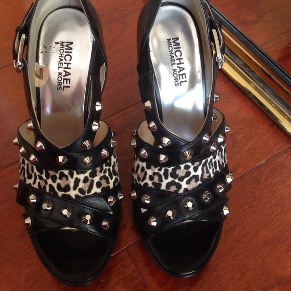 Michael Kors leopard stud black sandals shoes heel - Picture 2 of 4