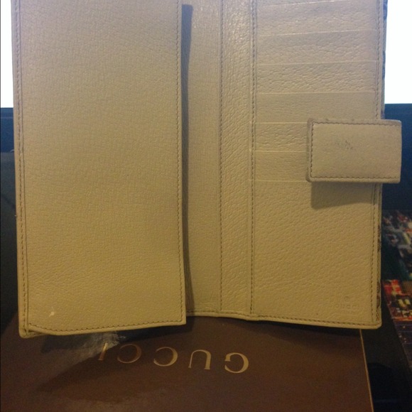 gucci wallet-