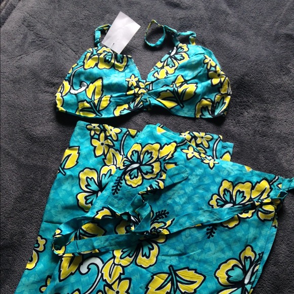 Sexy/ chic beach two piece dress