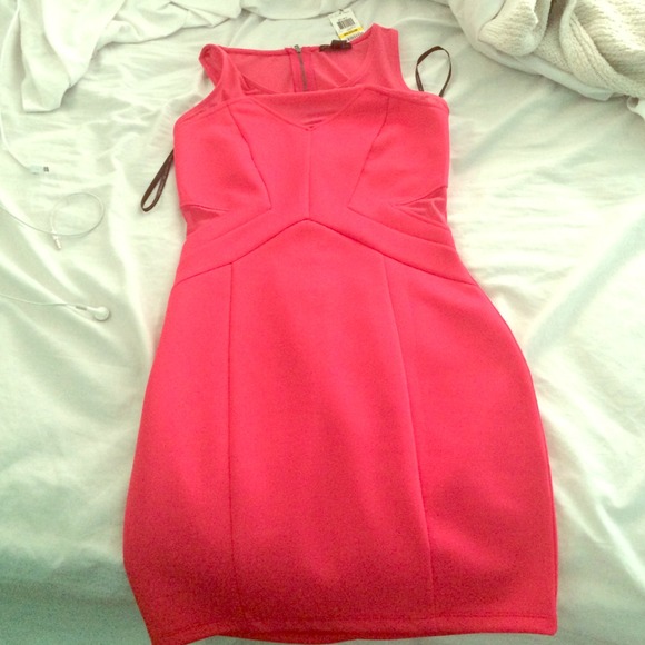 Sexy hot pink dress! - Picture 1 of 4
