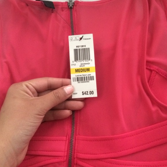 Sexy hot pink dress! - Picture 2 of 4