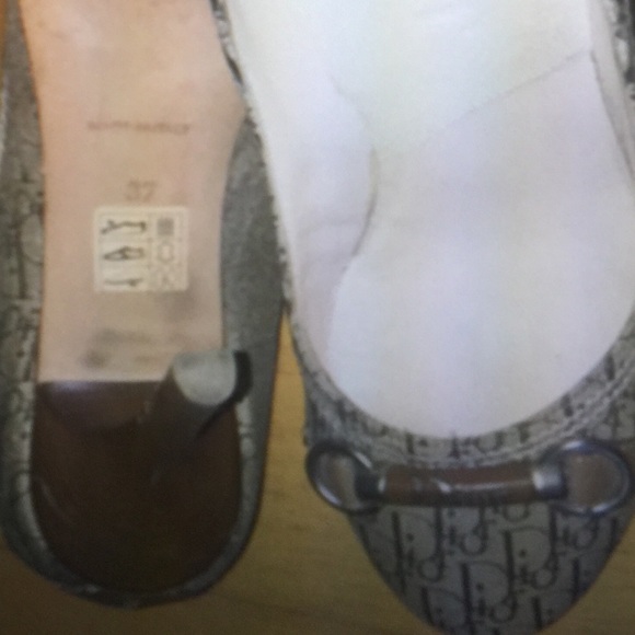 Authentic CD shoes - Picture 3 of 4