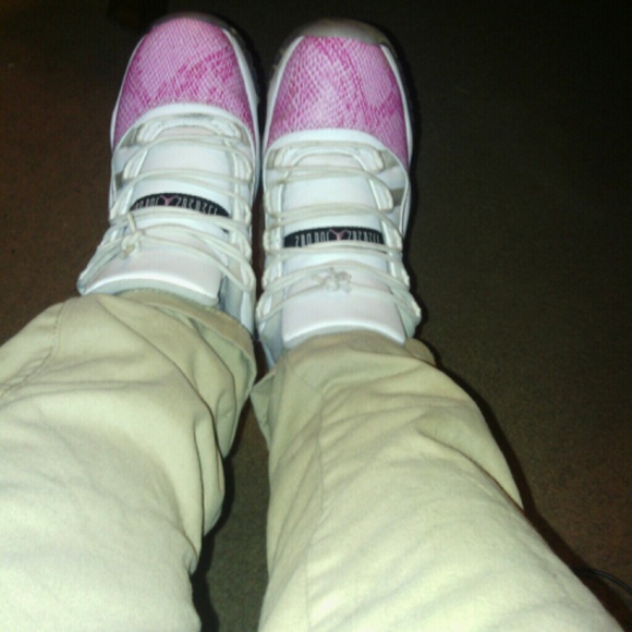 Air Jordan 11 low retro girls "Pink Snakeskins" - Picture 4 of 4