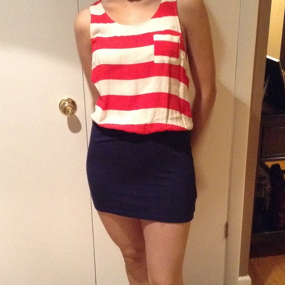 Cute stripped dress from forever 21 - Picture 3 of 4