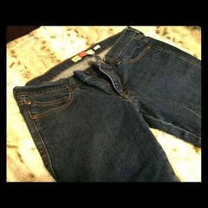 Old navy capris, sz 8