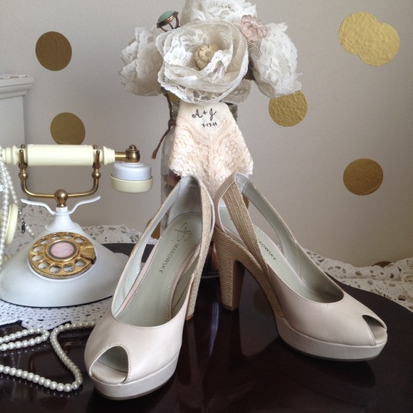 Woven Heel Pumps