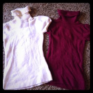 BUNDLE two short sleeved turtle neck sweaters