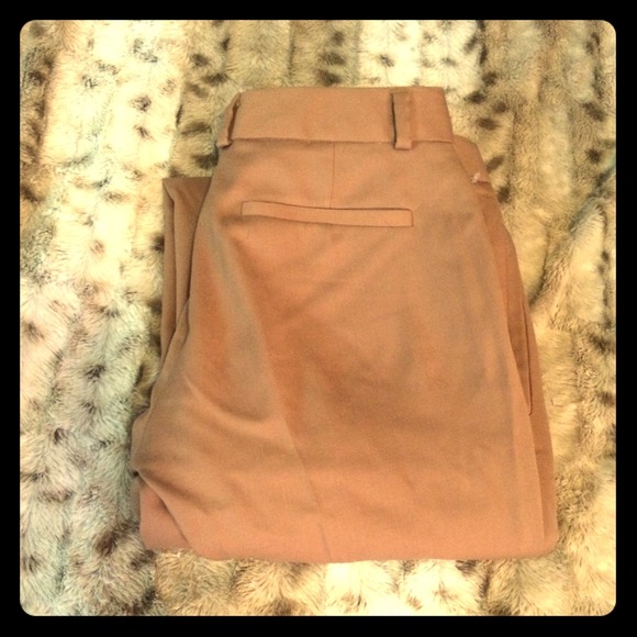 Moda international dress pants. NEW