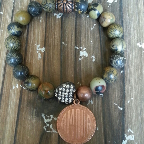 Bracelet