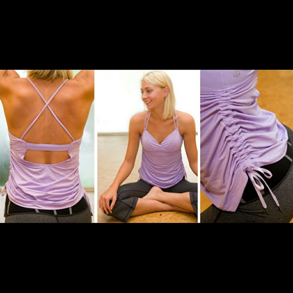 SOLD******* Lululemon Integrity Hot Tank size 8 - Picture 3 of 4
