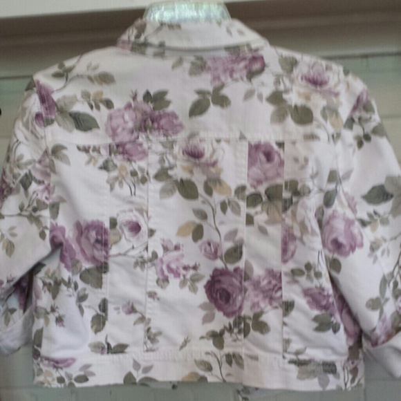 SOLD Floral Cropped Jacket - Picture 2 of 2