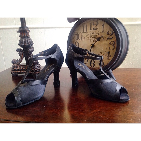 T Strap Heels Vintage Inspired