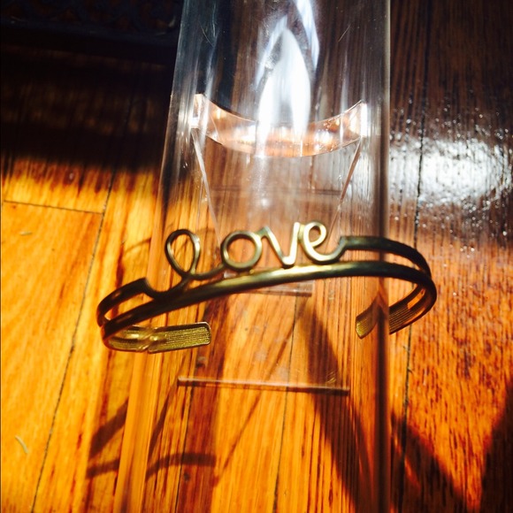 Bracelet