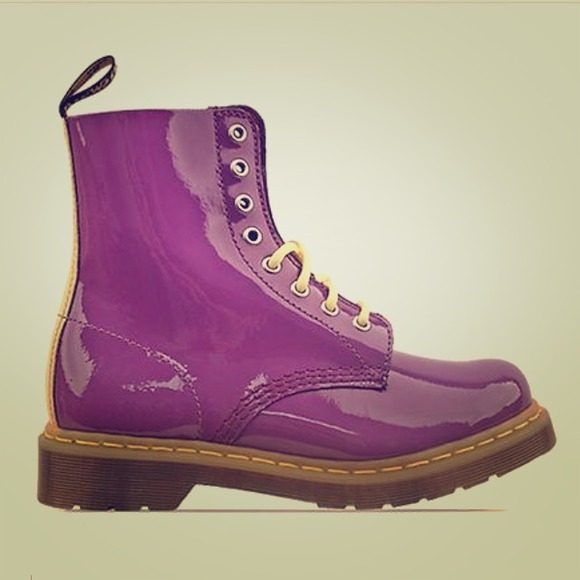 Dr. Martens Boots - Dr. Marten Pascal amazing purple!