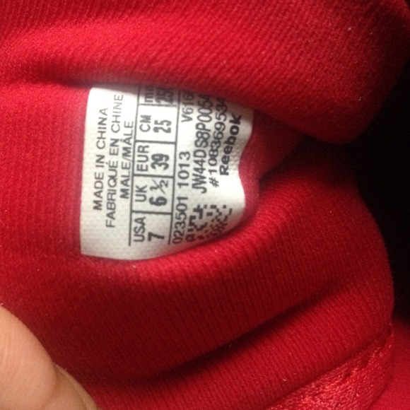 💫💫😇Reebok Questions😇 - Picture 3 of 3