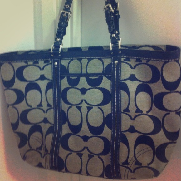 Large coach bag authentic