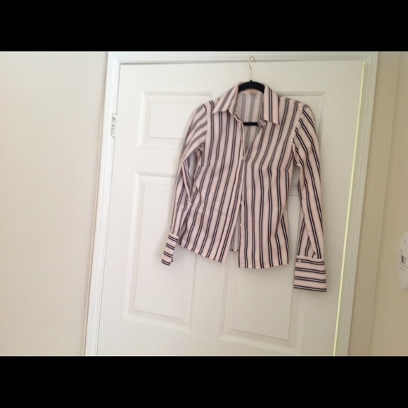sOLD SOLD Michael Michael kors buttoned down shirt - Picture 1 of 4