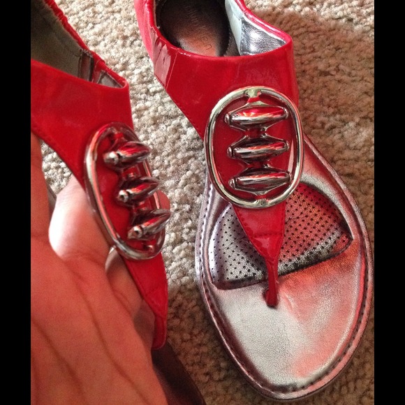 Calvin Klein Thong Sandals - Picture 4 of 4