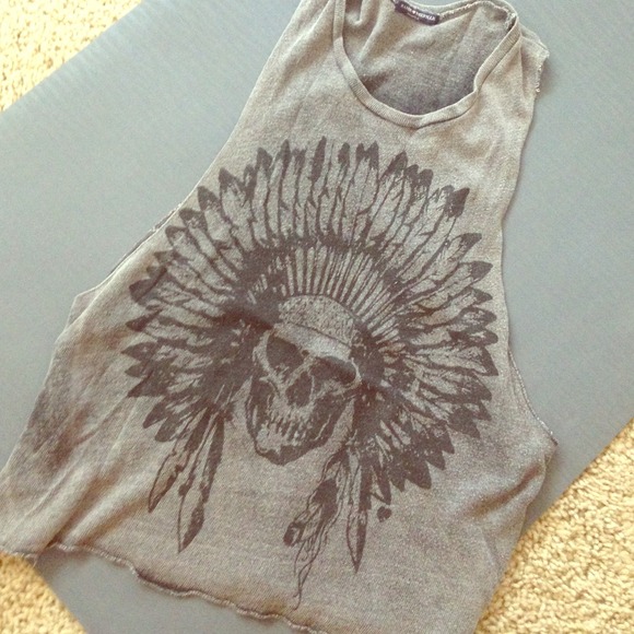 Brandy Melville Indian skull tank