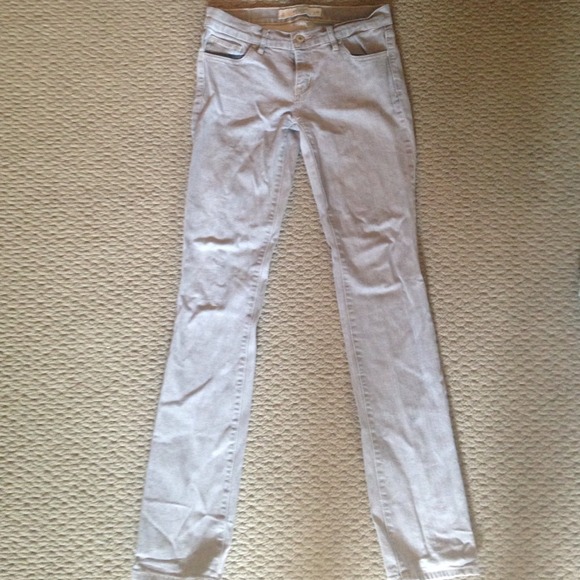REDUCED Gray Abercrombie and Fitch jeans size 2
