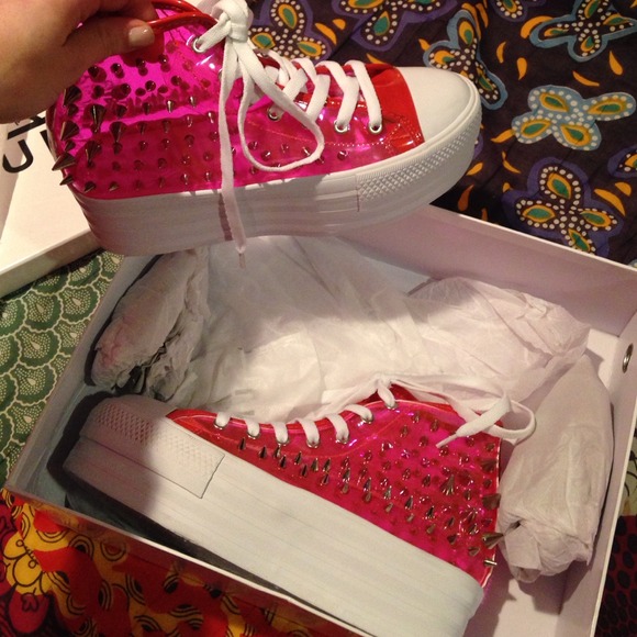 🚫UNIF Koop🚫SOLD - Picture 3 of 3