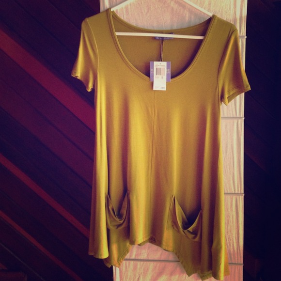 🌟HOLD🌟Olive Top