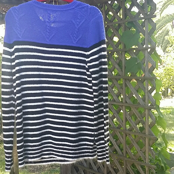 Colorblock striped sweater - Picture 2 of 4