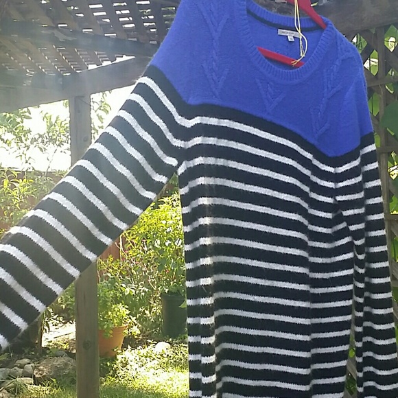 Colorblock striped sweater - Picture 3 of 4