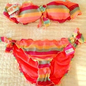 NWT Victoria's Secret bikini